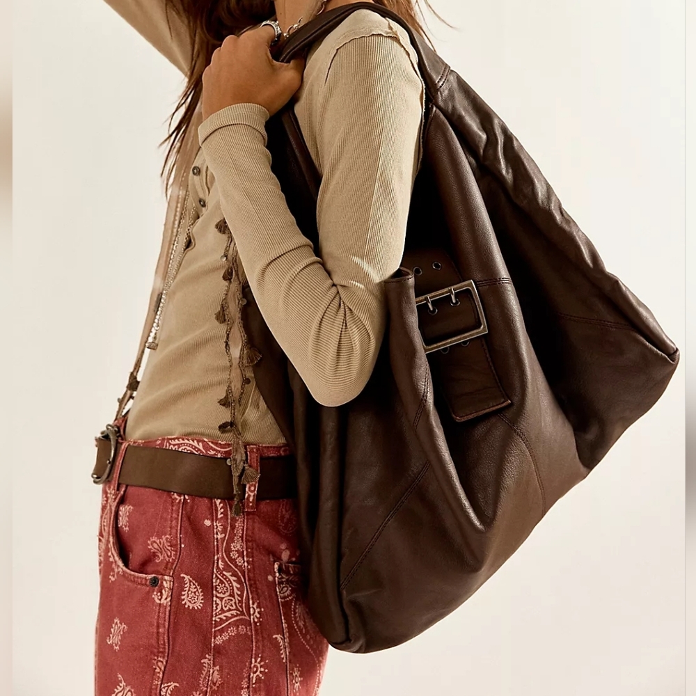 Free People Shoreditch Shoulder Bag/Espresso